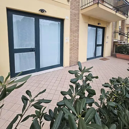 Vil Viaggi In Liberta * Pésaro